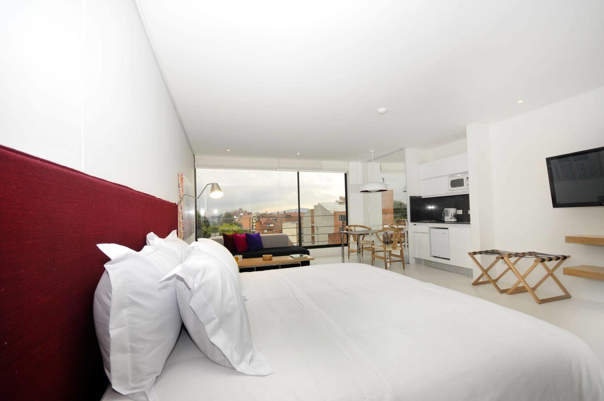 Bosque Alto Apartasuite 波哥大 外观 照片